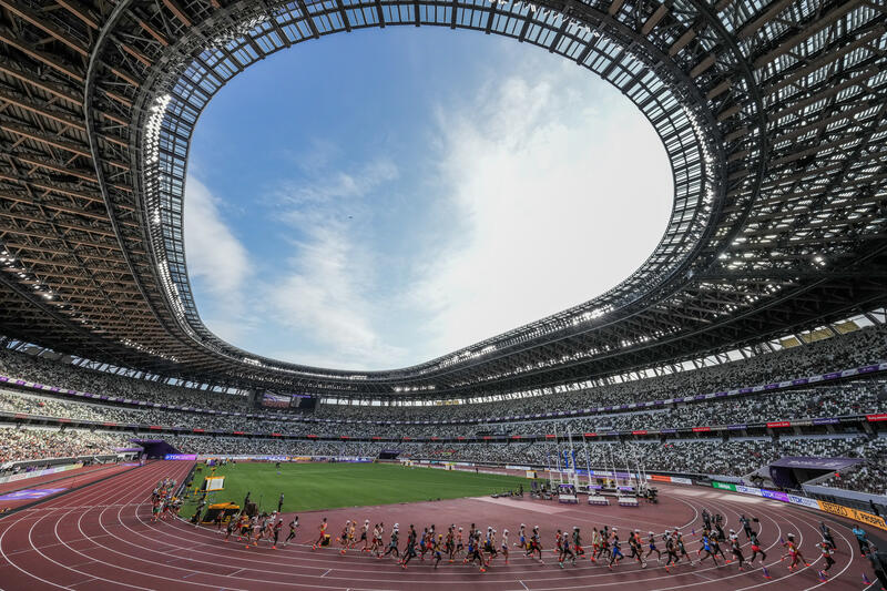 Athletes at the start of the Mens Marathon during the Athletics World Championships in Tokyo, Japan on September 15, 2025. Matrix Images / Nic Bothma