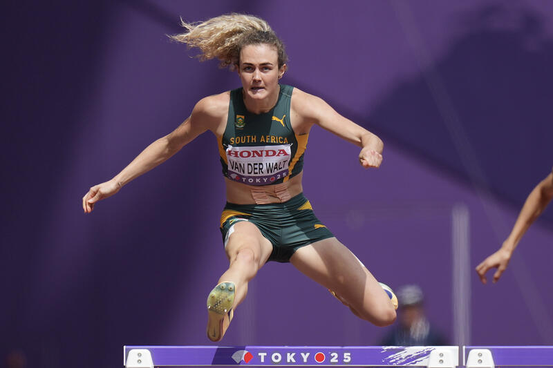 ZenŽy Van Der Walt of South Africa competes in the Womens 400m hurdles heat during the Athletics World Championships in Tokyo, Japan on September 15, 2025. Matrix Images / Nic Bothma