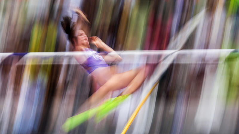 Hana Moll of USA competes in the Pole Vault Women qualification during the Athletics World Championships in Tokyo, Japan on September 15, 2025. Matrix Images / Nic Bothma