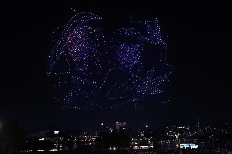 Seoul Sky Illuminated by 'K-Pop Demon Hunter' Drone Art