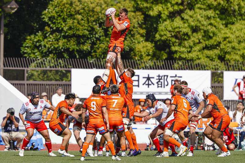Kubota Spears and Kobelco Kobe Steelers rugby match in Japan
