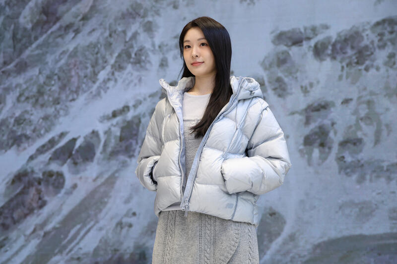 Stars pose at New Balance “Flying 77 Goose Down” pop-up in Seoul, South Korea